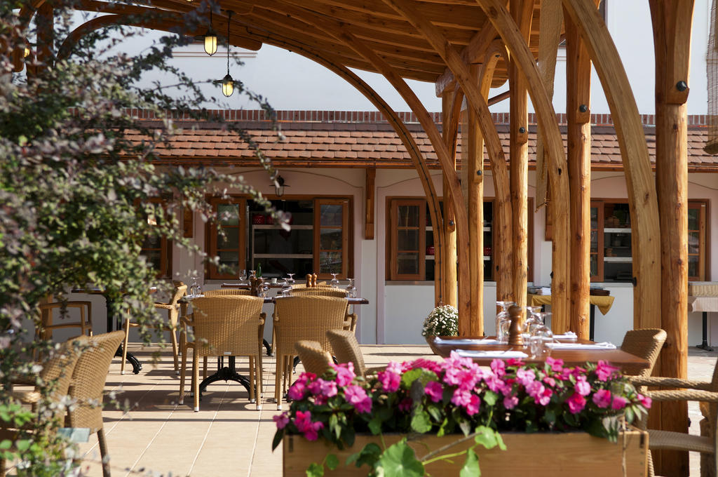 Babiccina Zahrada Penzion & Restaurant Prŭhonice Luaran gambar